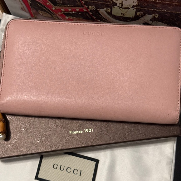 GUCCI Bamboo Zip Around Long Wallet - Picture 3 of 15